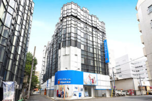 キュラーズ東新宿店